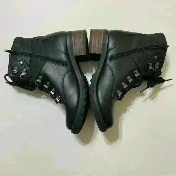 Eastland Womens Frankie Black Fashion Boots Size 6M - Picture 2 of 12